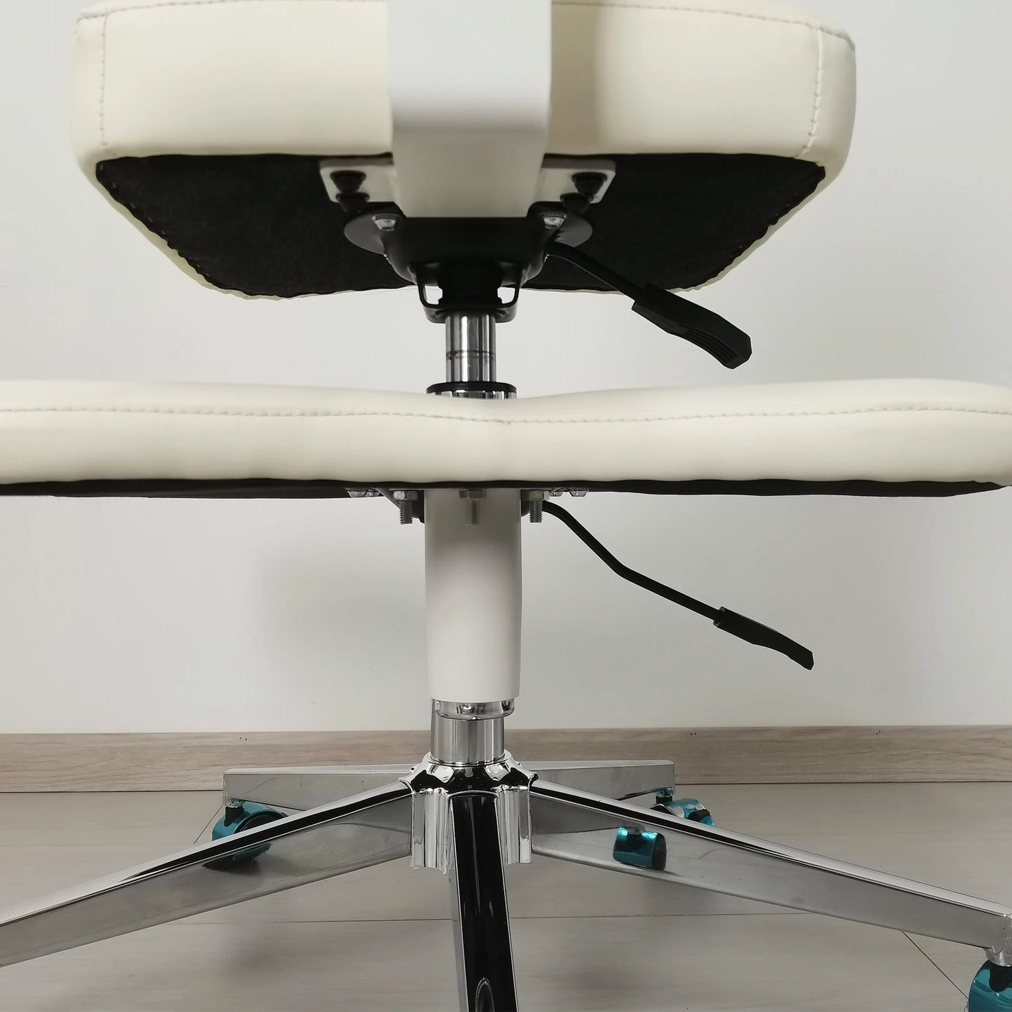Ergonomic Kneeling Chair with Back Support